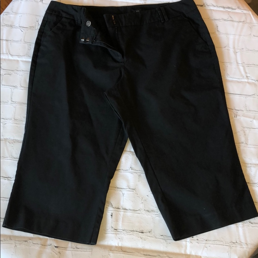 ☀️🏄‍♀️Black NY & Co Capris☀️🏄‍♀️